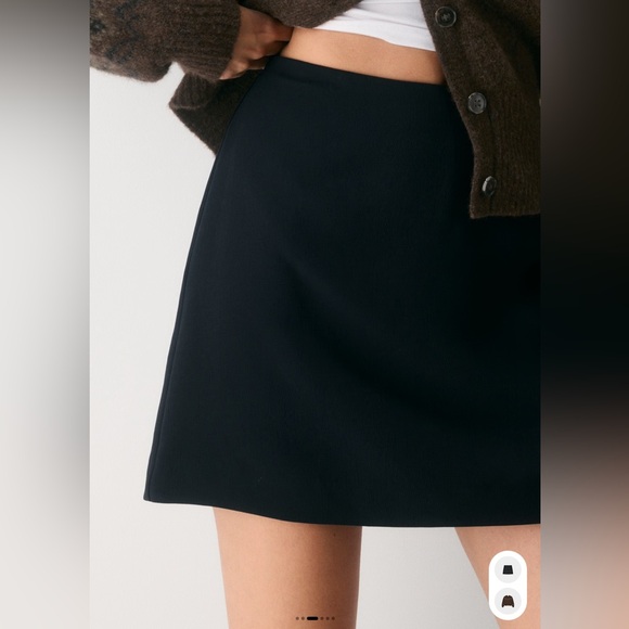 Aritzia Wilfred Classic Black Mini Skirt “crepette” - Picture 2 of 3